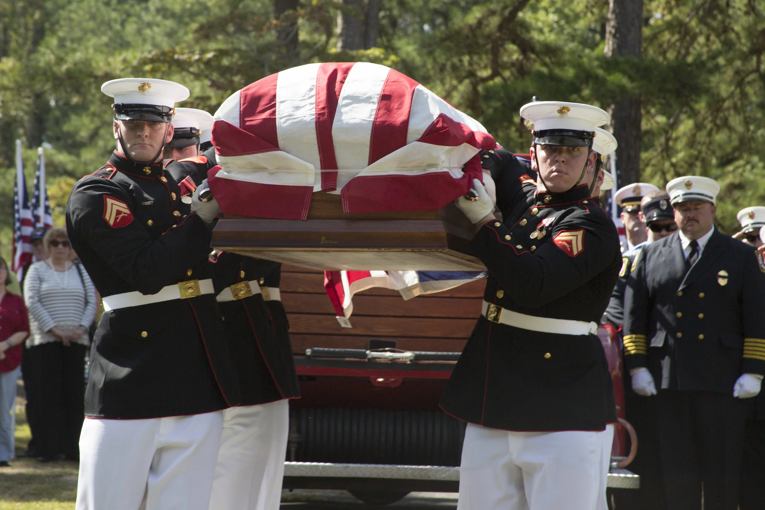 Body Bearers from Marine Barracks Washington, D.C., conduct the transfer of Cpl. William Ferrell at the Cross Hill Cemetery, Carthage, NC, Oct. 8, 2015 Photo By: Cpl. Chi Nguyen