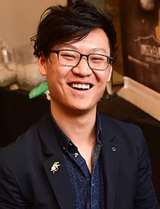 DUSTIN NGUYEN Martina MINNEAPOLIS @dustinnguyen