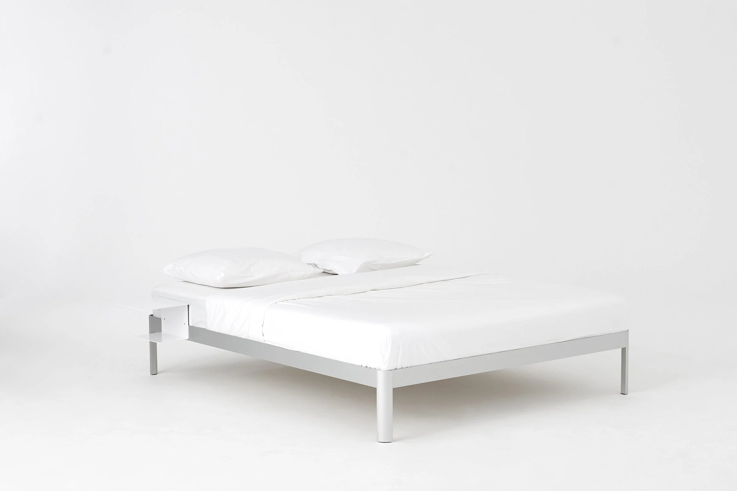 REFRAMED-ALU-HK-SELECT-7-web.jpg