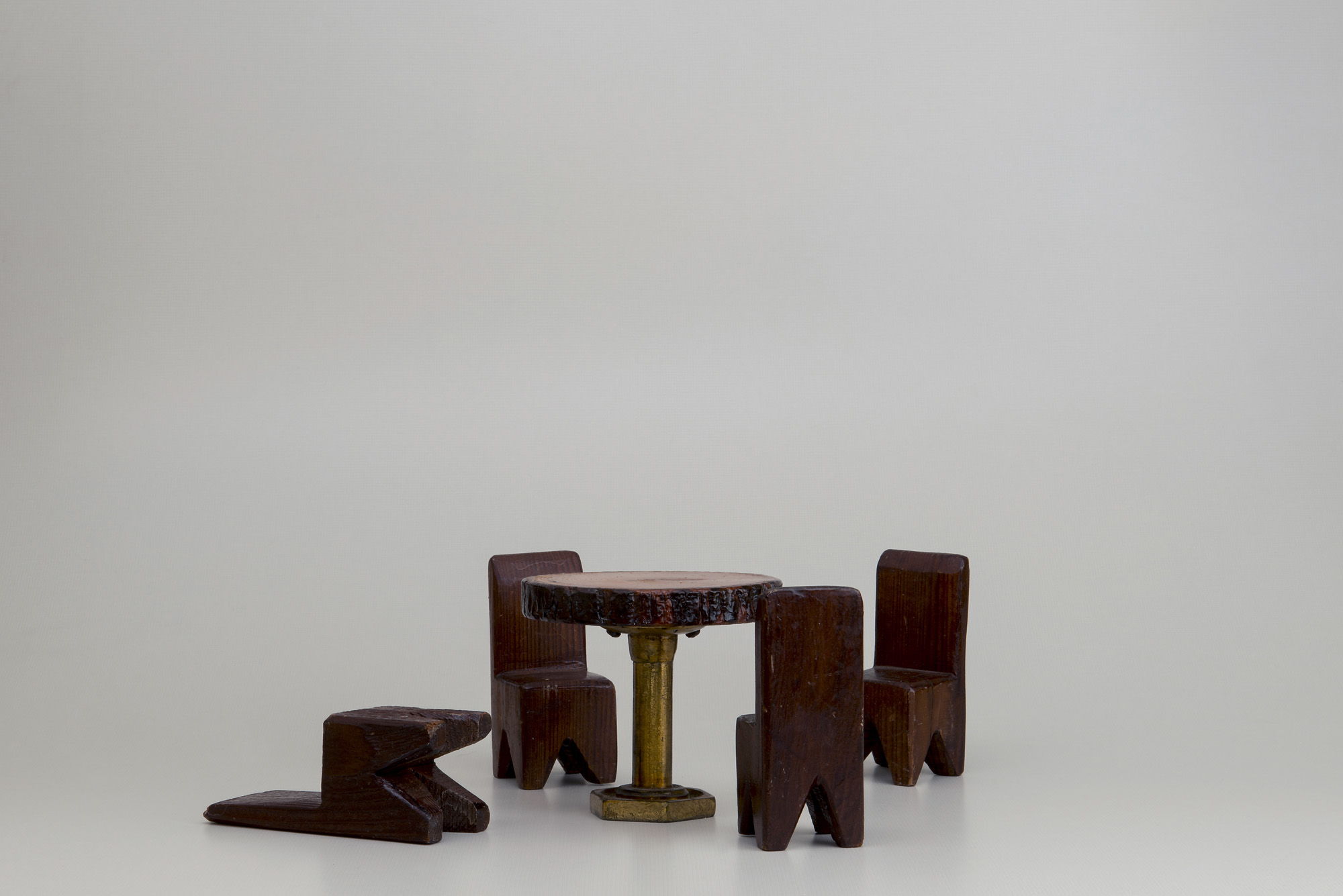   For Sale: Four Top , 2014     archival inkjet print 16 x 20 inches from the series  Heirless  