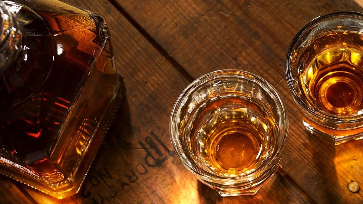 13 - WhiskeyBar B.jpg