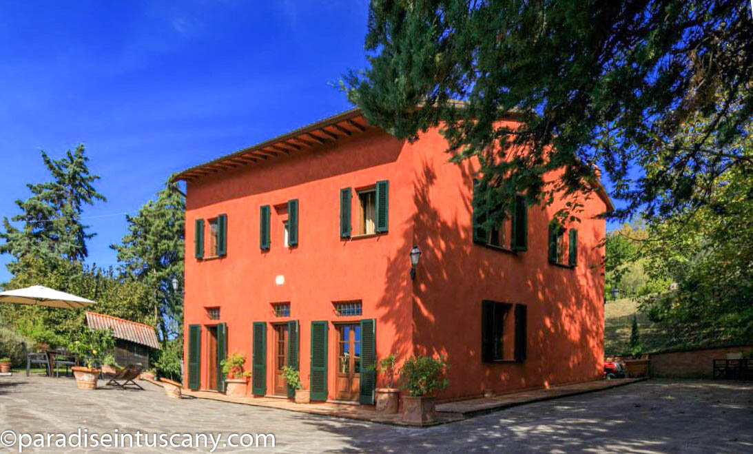 Beautifully restored, 130-year old 2-level Tuscan villa perched on a hilltop, with views over the charming village of Lari