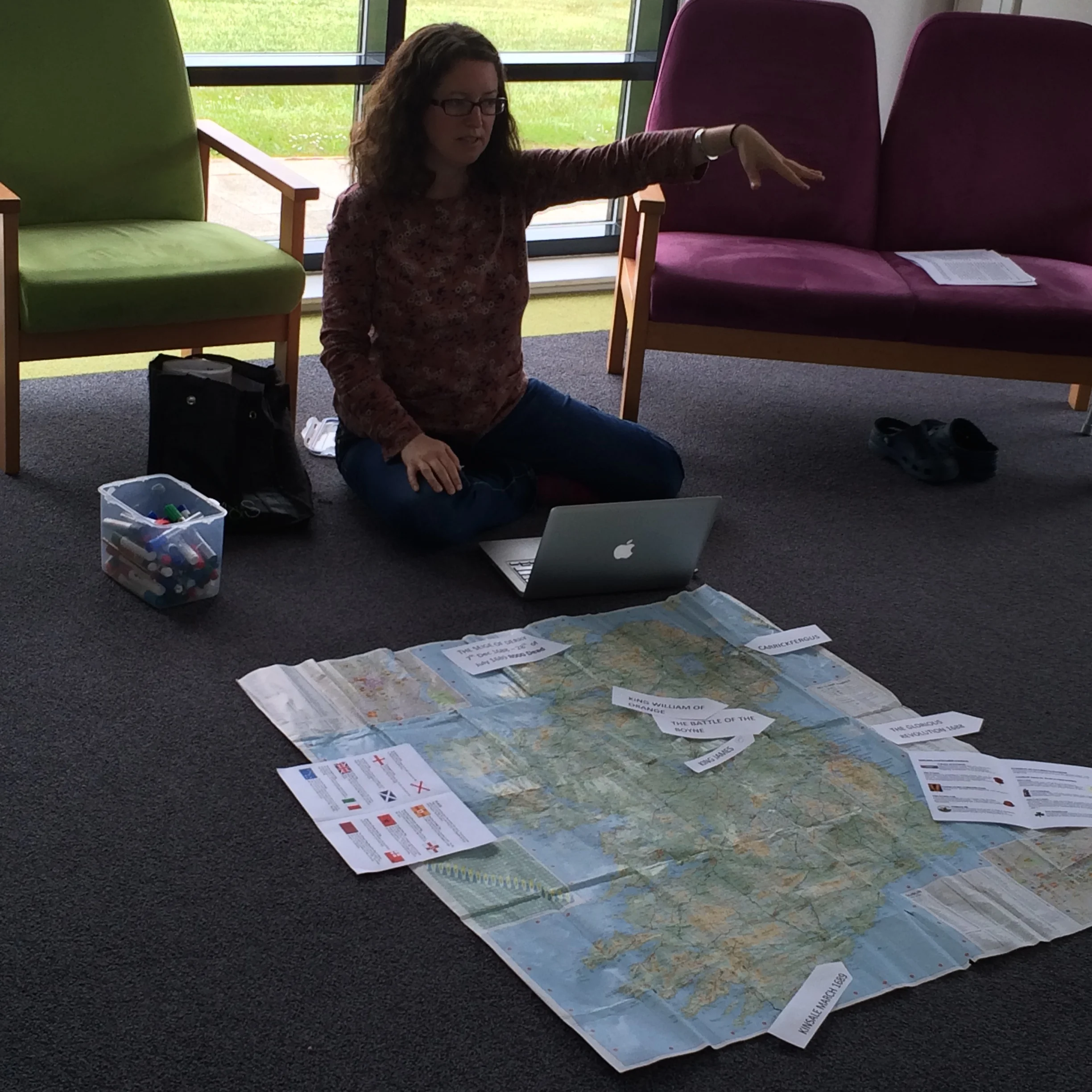 Shona Bell of Corrymeela, lecturing on community dialogue in May 2014. 