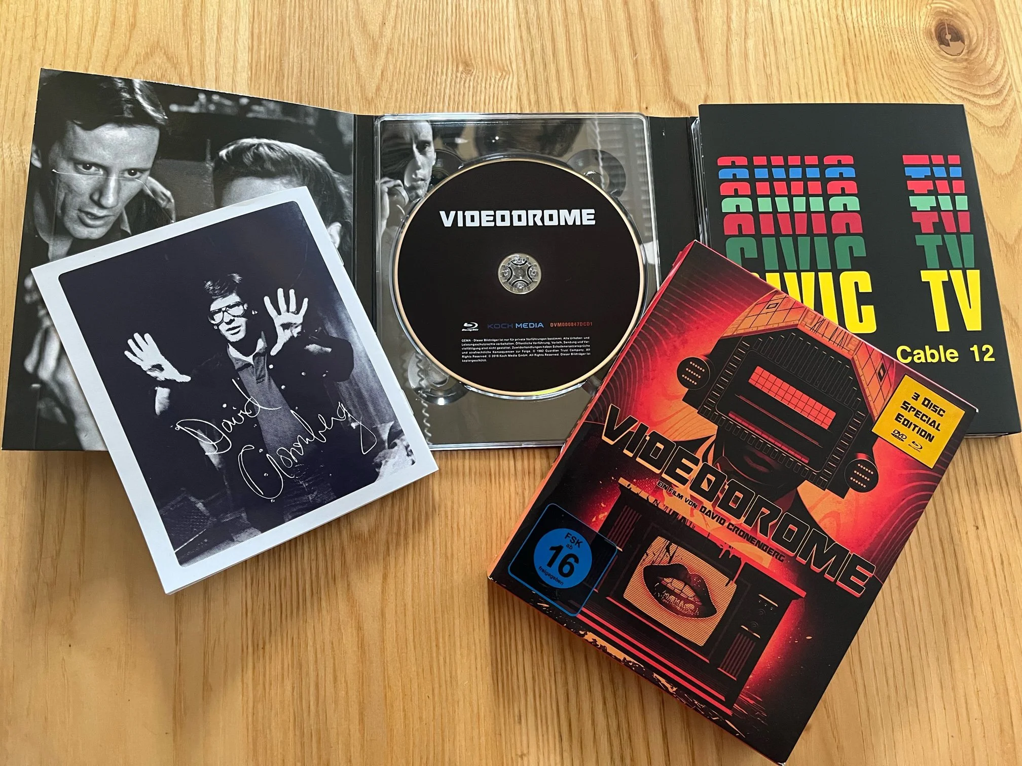 videodrome-digi-book-davestafford.jpg