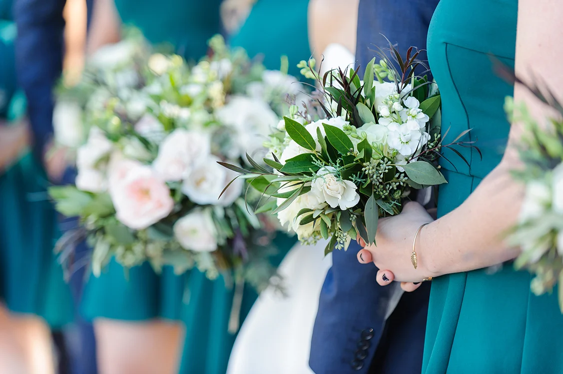 Wedding at The Transept, Cincinnati, Ohio. Flowers by Floral Verde LLC. Photo by Leppert Photography.
