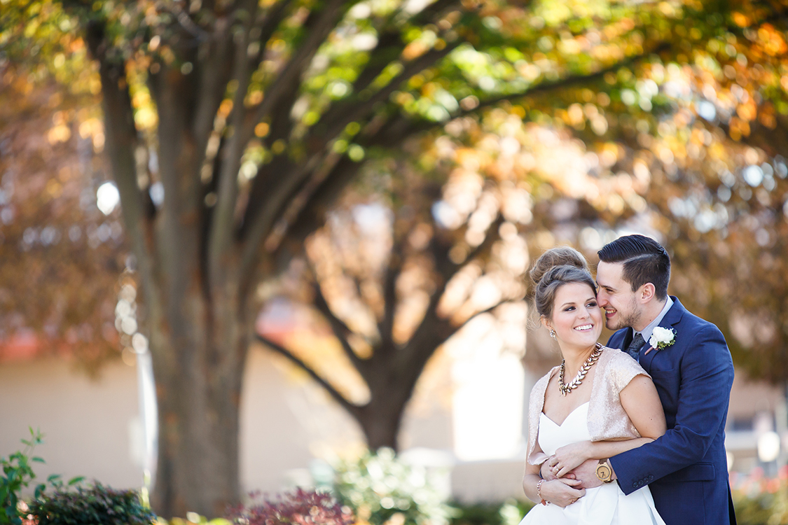 Wedding at The Transept, Cincinnati, Ohio. Flowers by Floral Verde LLC. Photo by Leppert Photography.