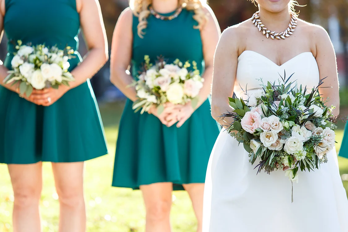 Wedding at The Transept, Cincinnati, Ohio. Flowers by Floral Verde LLC. Photo by Leppert Photography.