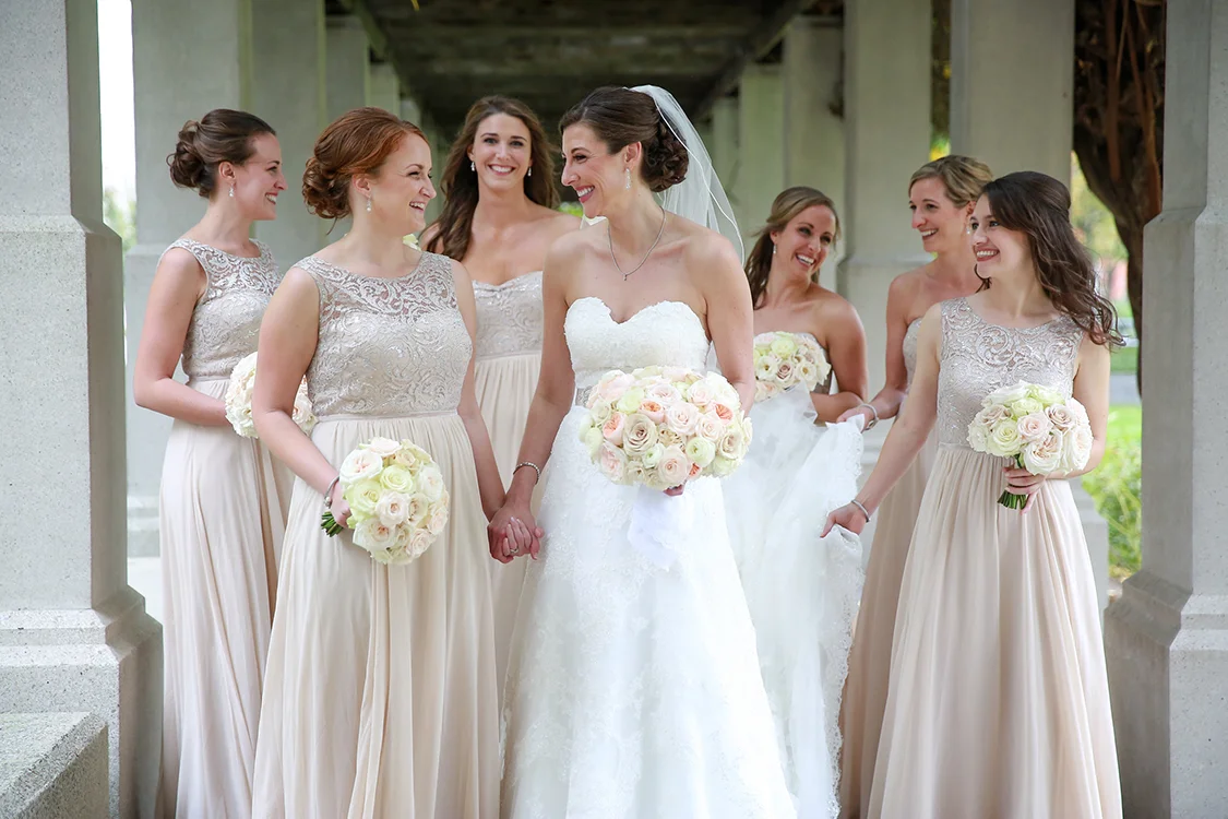 Wedding Ceremony at St. Francis Xavier Church, Cincinnati, Ohio. Flowers by Floral Verde LLC. Photo by Sherri Barber.