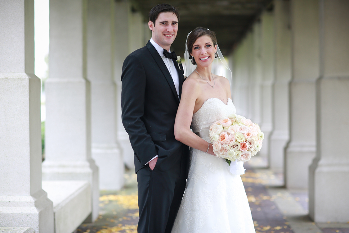 Wedding Ceremony at St. Francis Xavier Church, Cincinnati, Ohio. Flowers by Floral Verde LLC. Photo by Sherri Barber.