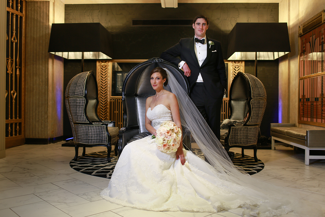 Wedding Reception at The Renaissance, Cincinnati, Ohio. Flowers by Floral Verde LLC. Photo by Sherri Barber.