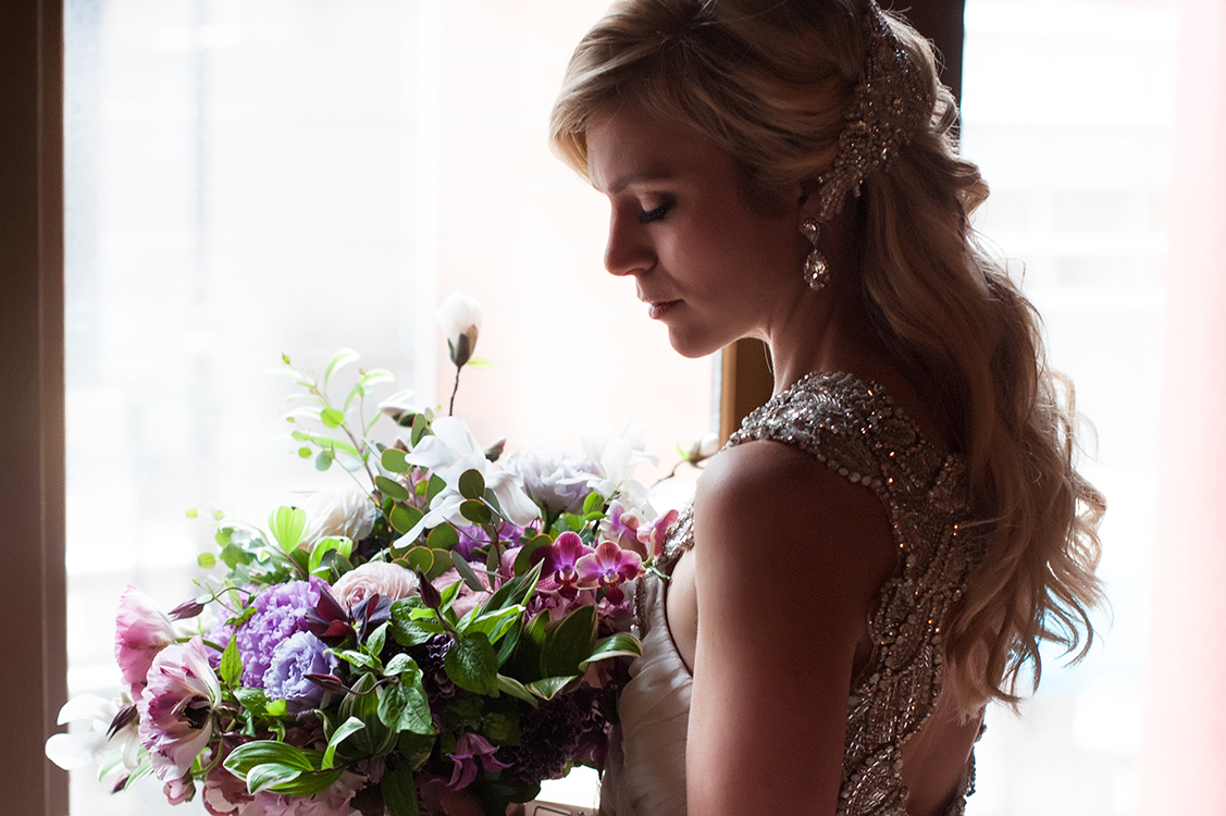 Wedding-at-the-backstage-event-center-Cincinnati-Ben-Elsass-Photography-Floral-Verde.208.jpg