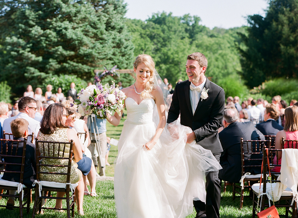 Wedding Ceremony at the French Park in Cincinnati, Ohio. Flowers by Floral Verde. Photo by Leah Barry Photography.
