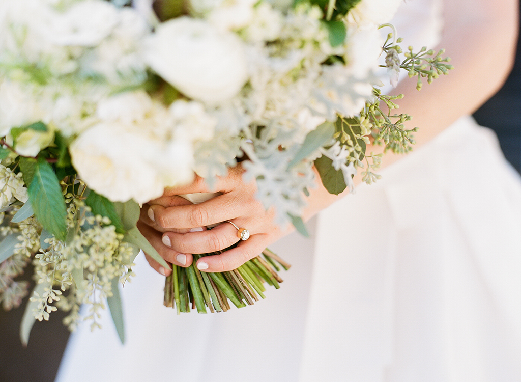 Wedding Ceremony at a Private Farm in Hillsboro, Ohio. Flowers by Floral Verde. Photo by Lane Baldwin Photography.