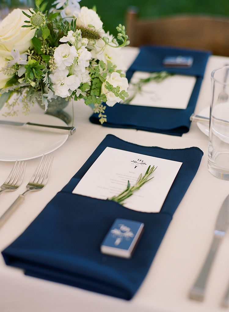 Wedding Reception at a Private Farm in Hillsboro, Ohio. Flowers by Floral Verde. Photo by Lane Baldwin Photography.