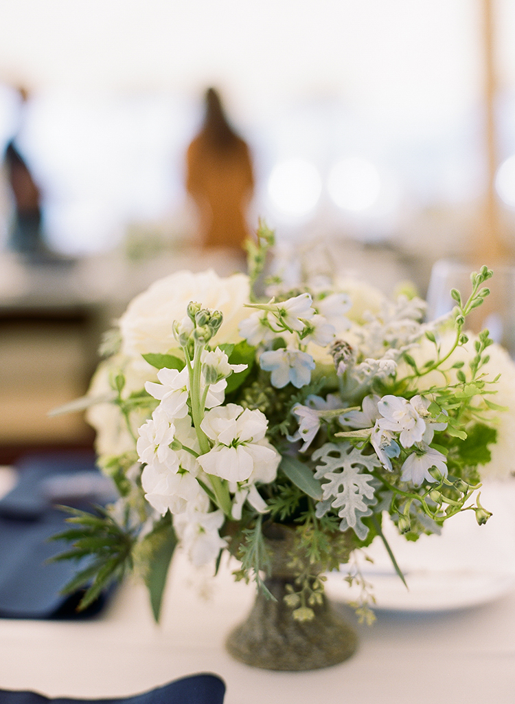 Wedding Reception at a Private Farm in Hillsboro, Ohio. Flowers by Floral Verde. Photo by Lane Baldwin Photography.