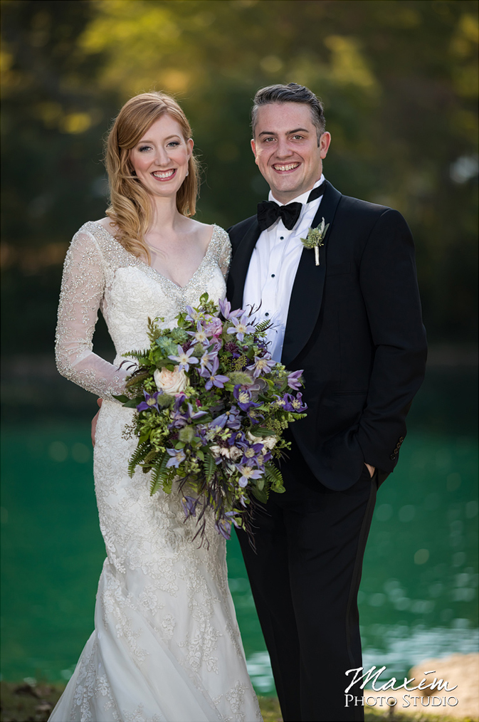 Wedding portraits at Eden Park, Cincinnati, Ohio.  Flowers by Floral Verde. Photo by Maxim Photo Studio.