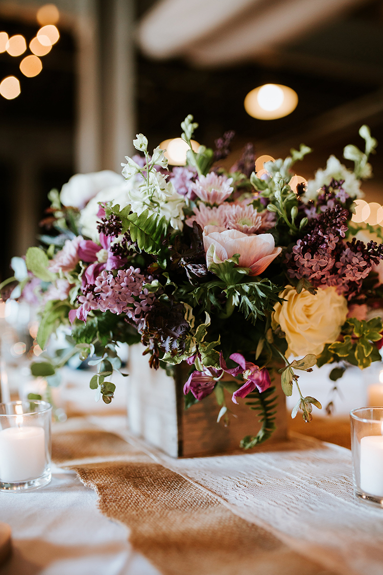 Wedding Reception at Longworth Hall in Cincinnati, Ohio. Flowers by Floral Verde. Photo by Eleven:11 Photography.