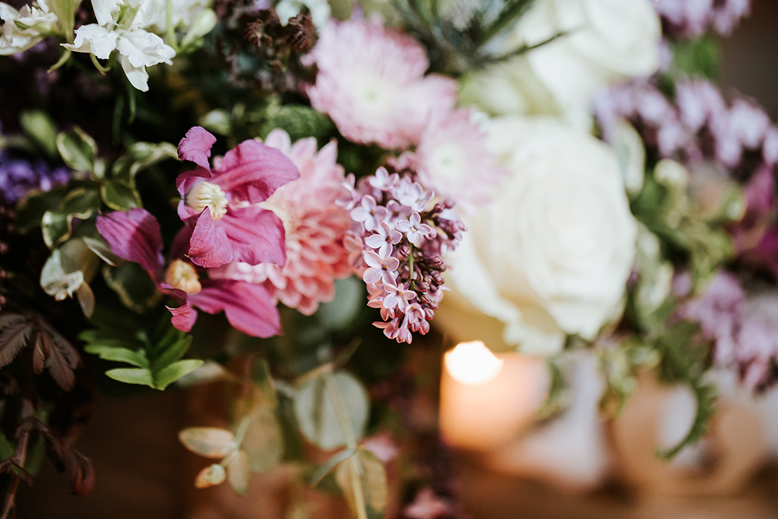 Wedding Reception at Longworth Hall in Cincinnati, Ohio. Flowers by Floral Verde. Photo by Eleven:11 Photography.