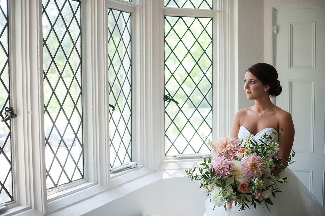 Wedding Reception at Pinecroft at Crosley Estates in Cincinnati, Ohio. Flowers by Floral Verde. Photo by Ben Elsass Photography.