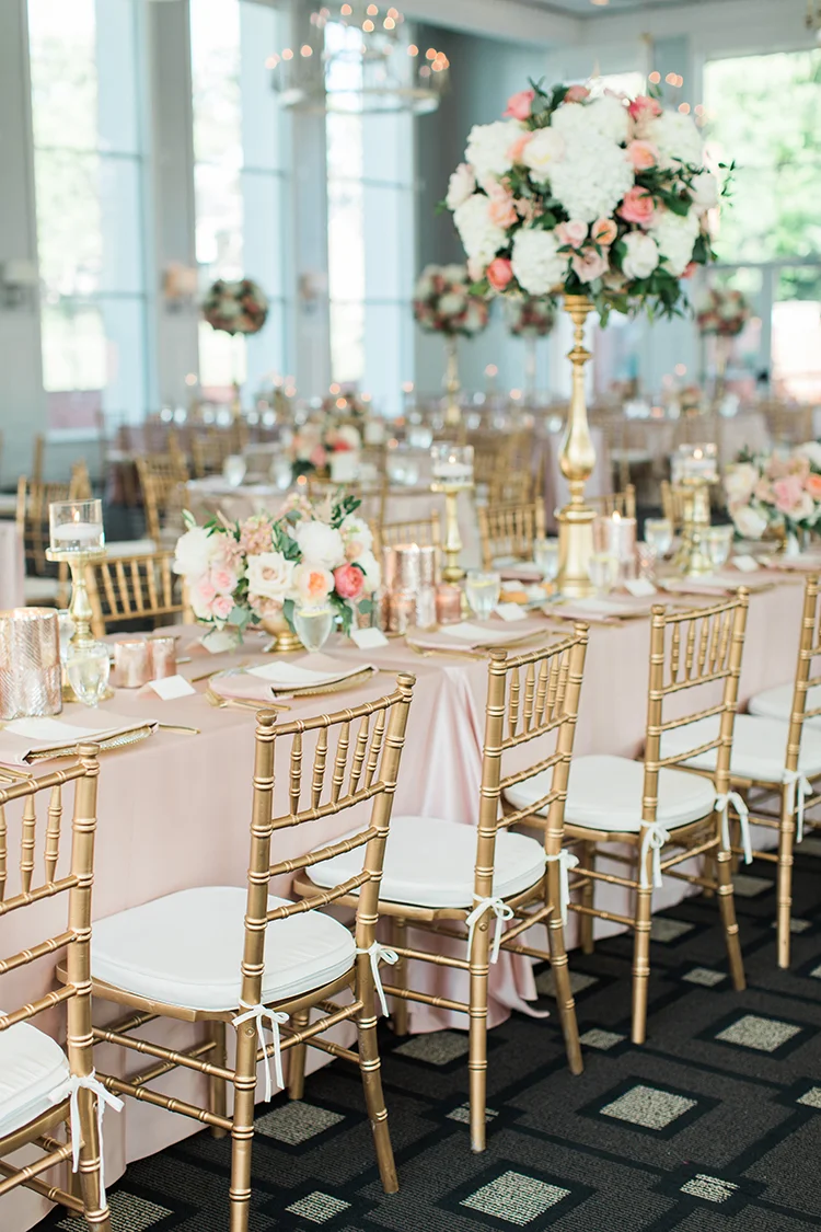 Wedding Reception at The Carrick House in Lexington, Kentucky. Flowers by Floral Verde. Photo by Rachael McCall Photography.