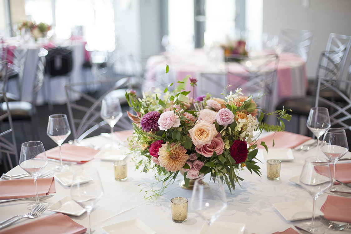 Wedding Reception at Anderson Pavilion in Cincinnati, Ohio. Flowers by Floral Verde. Photo by 1326 Studios.
