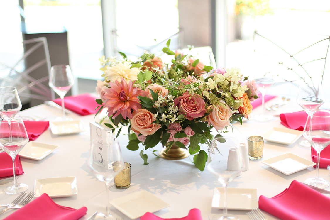 Wedding Reception at Anderson Pavilion in Cincinnati, Ohio. Flowers by Floral Verde. Photo by 1326 Studios.