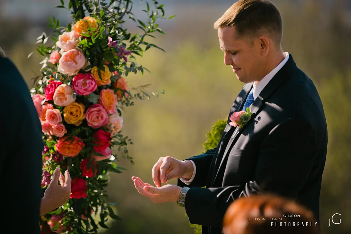 Wedding ceremony and reception at Wiedemann Hill Mansion in Newport, Kentucky. Flowers by Floral Verde. Photo by Jonathan Gibson Photography.