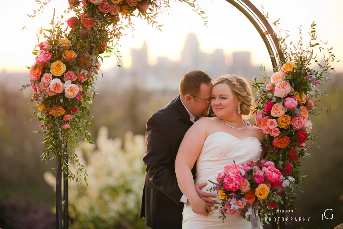Wedding ceremony and reception at Wiedemann Hill Mansion in Newport, Kentucky. Flowers by Floral Verde. Photo by Jonathan Gibson Photography.