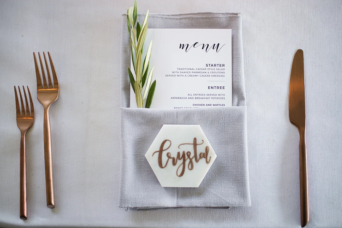 Wedding at the Greenacres Arts Center in Cincinnati, Ohio. Flowers by Floral Verde. Photo by Studio 22 Photography.