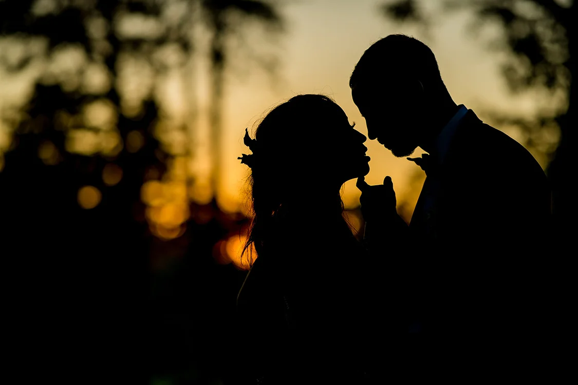 Wedding at the Greenacres Arts Center in Cincinnati, Ohio. Flowers by Floral Verde. Photo by Studio 22 Photography.
