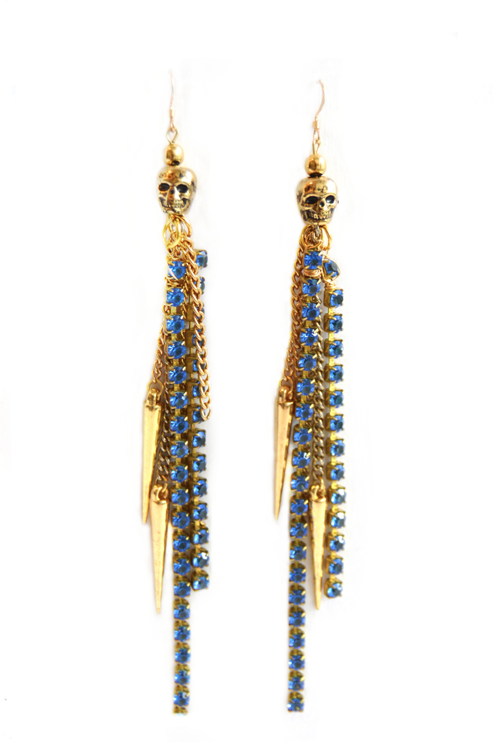 skull earrings .jpg