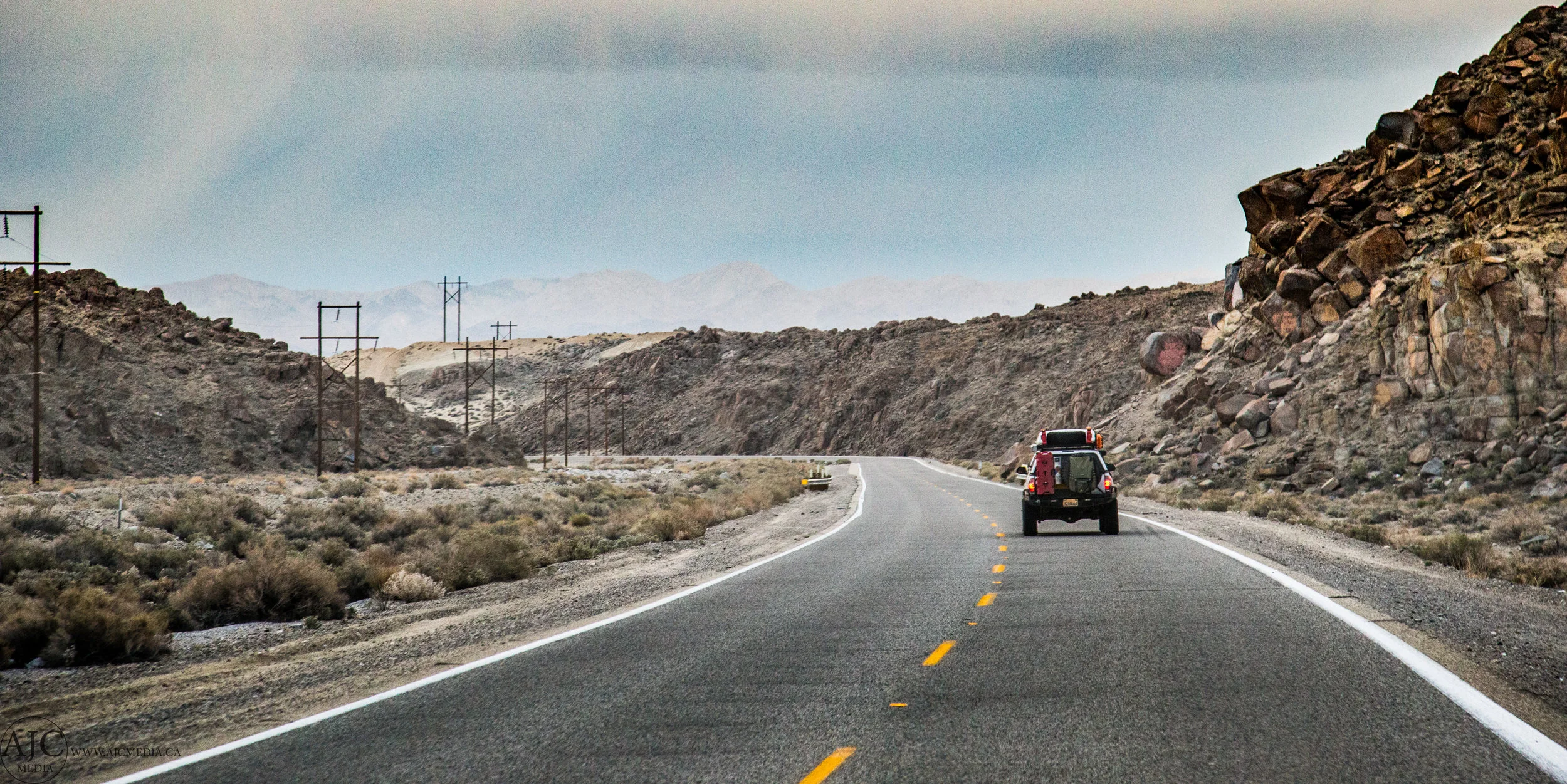 @jandymendo or Andy driving towards Trona Pinnacles.