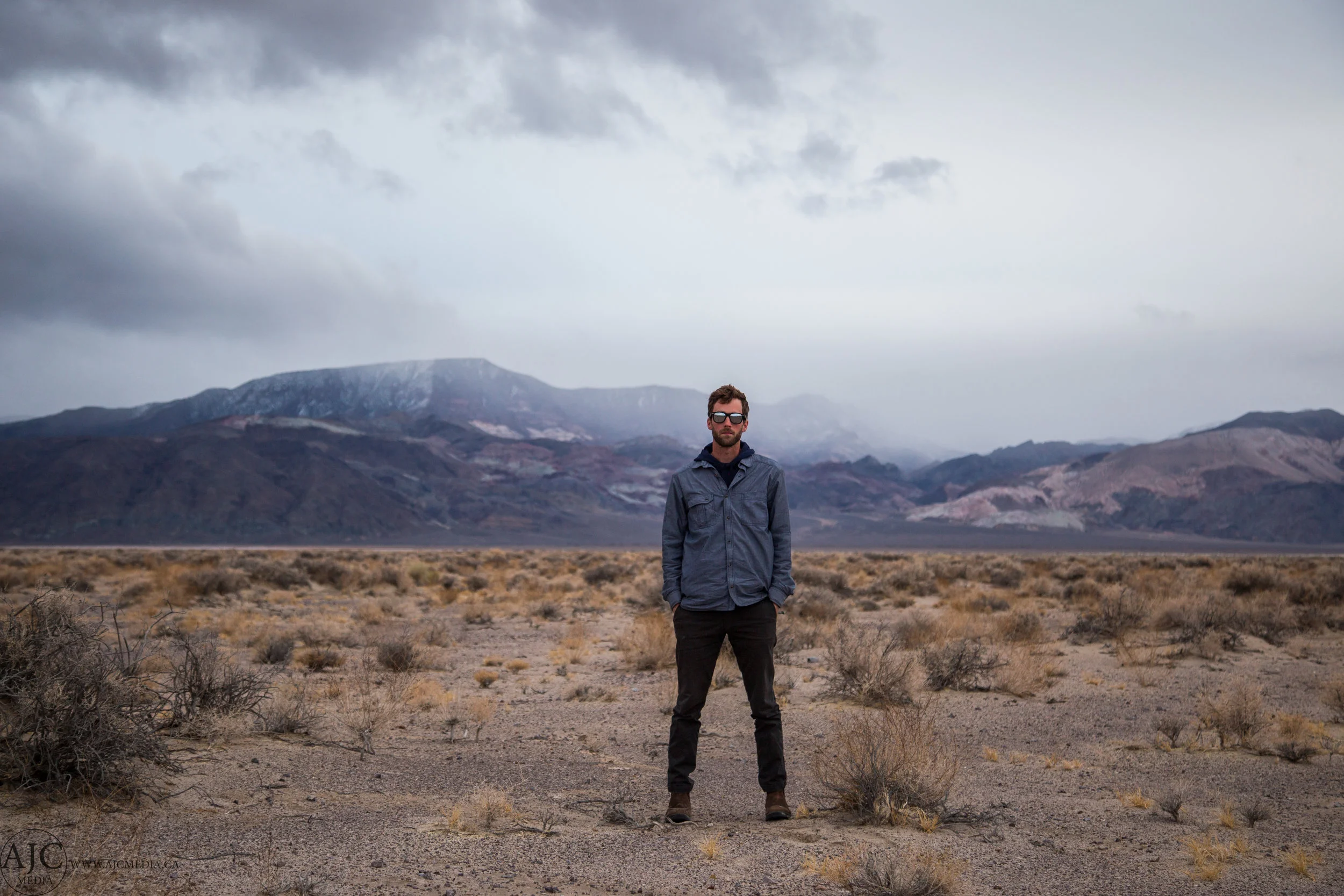 A photographers selfie: set the timer and run into the desert.