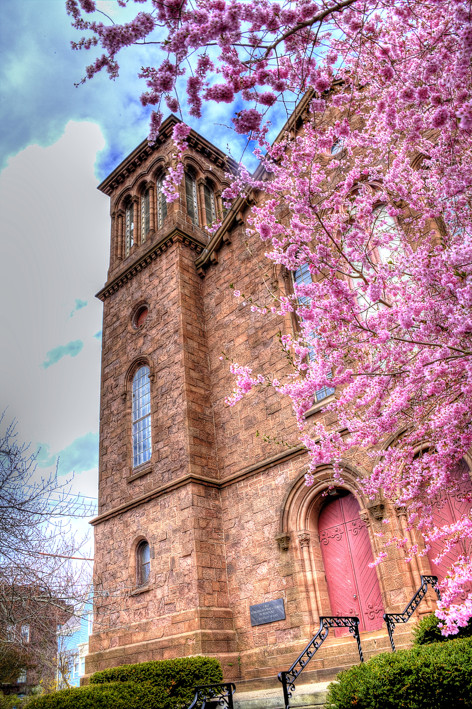 Church_tonemapped.jpg