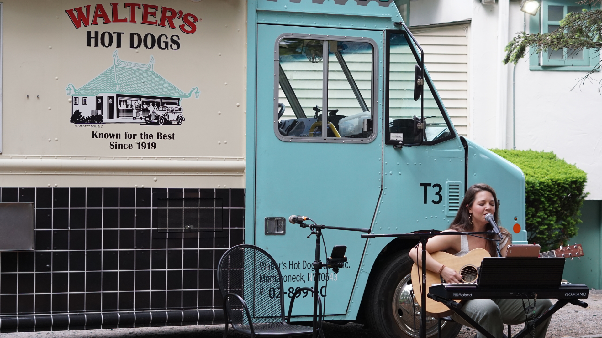 Lauren Davidson Duo - Walter's Hot Dogs - Concert Series 052826 - 5.png
