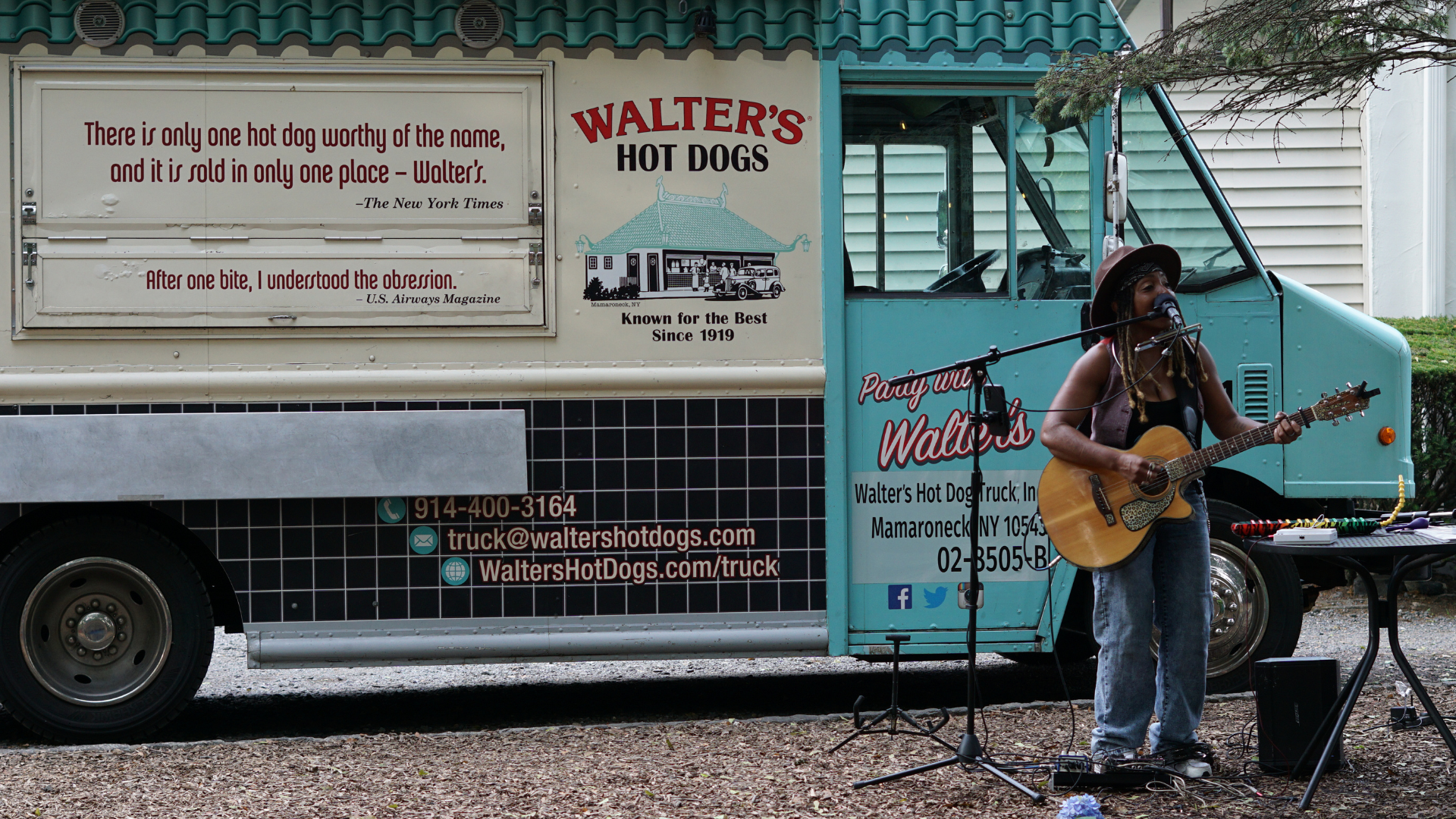 Chanese Elife - Walter's Hot Dogs - Concert Series 080126 - 2.png