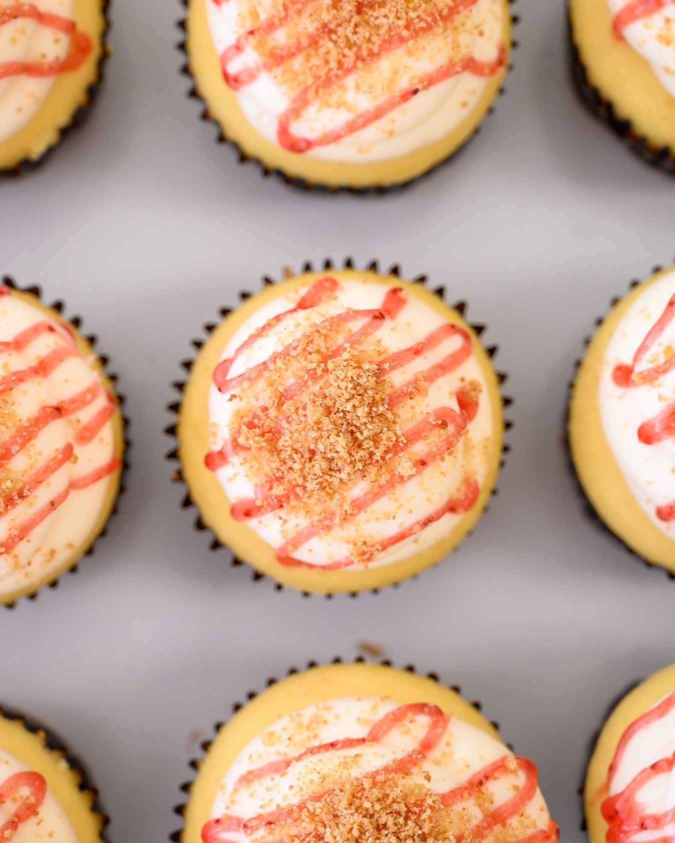 This is your reminder that Sunday is Mother&rsquo;s Day, and moms love cupcakes 🧁❤️