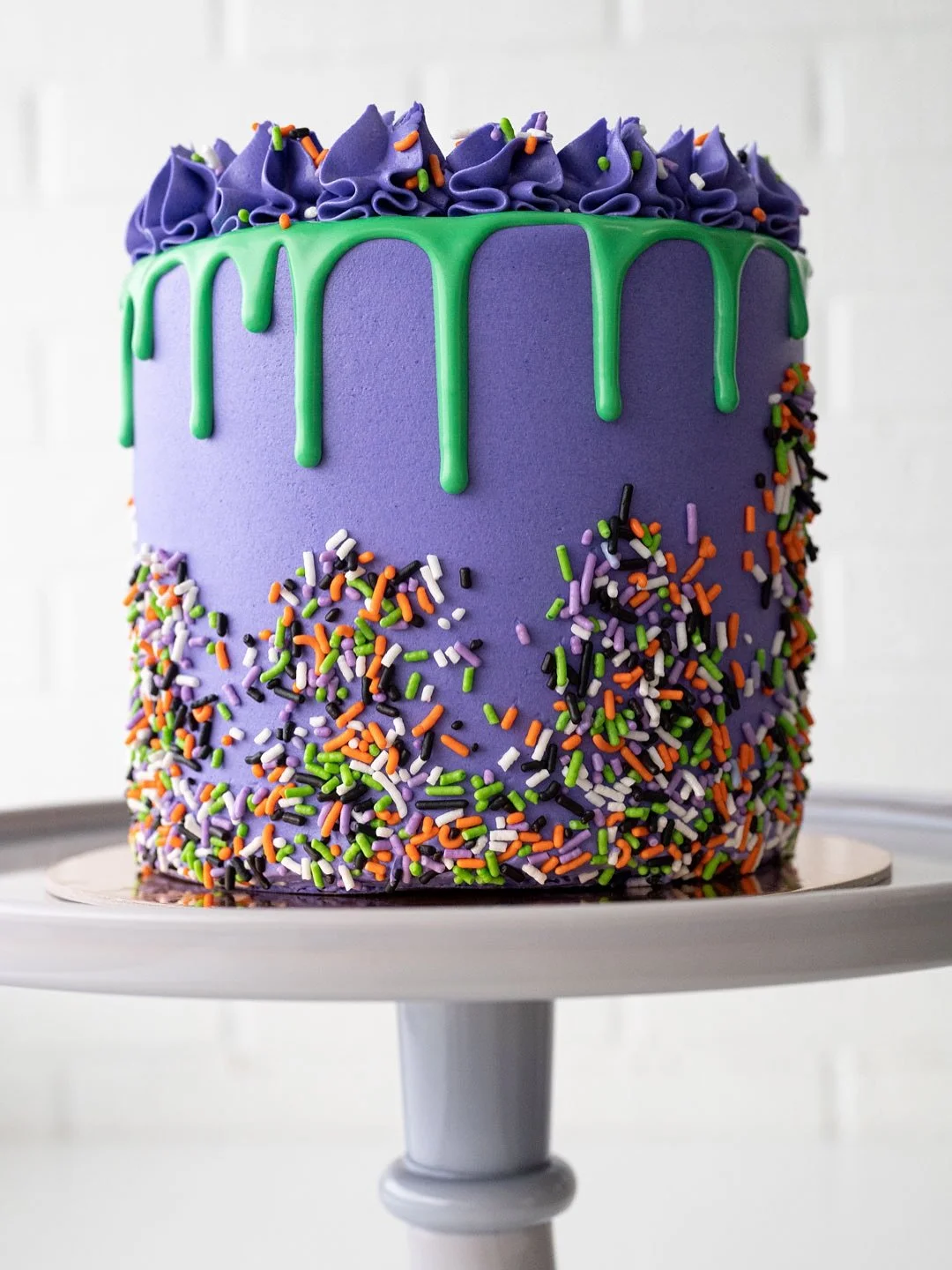 Halloween cakes are brewing 🔮🧙&zwj;♀️✨ See &lsquo;em all and get yours by submitting a preorder request at the Made-to-Order Cake link in bio.