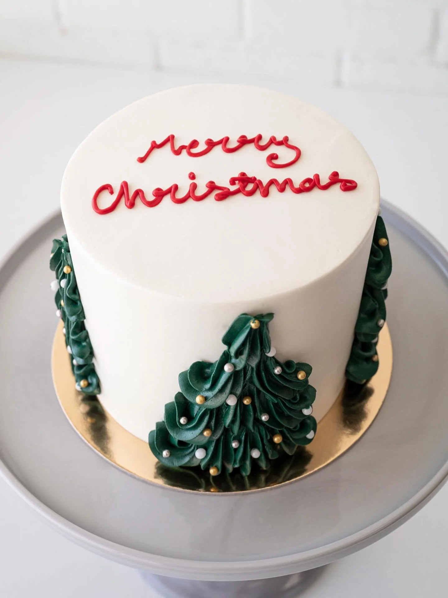 Merry Christmas 🎄 Closed today and Friday. We hope your holiday&rsquo;s a sweet one. 

#merrychristmas #christmas #charlotte