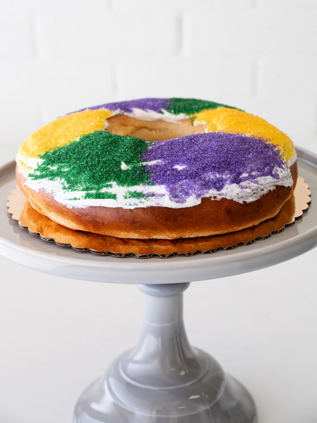 🎉 KING CAKE PREORDERS ARE OPEN 🎉 Buttery Cinnamon &amp; Brown Sugar and rich, creamy Cream Cheese are back, along with Mardi Gras Sugar Cookies and Thumbprints. Quantities are limited so get yours at the bio link now for pickup Feb 10-17. Let the g