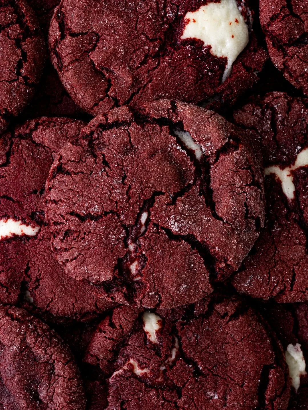 They&rsquo;re still here. They&rsquo;re still stuffed. They&rsquo;re still testing your &ldquo;I&rsquo;ll be good this week&rdquo; narrative 😏 Stuffed Red Velvet Cookies&mdash;red velvet, cream cheese center, rolled in sugar, and absolutely unbother