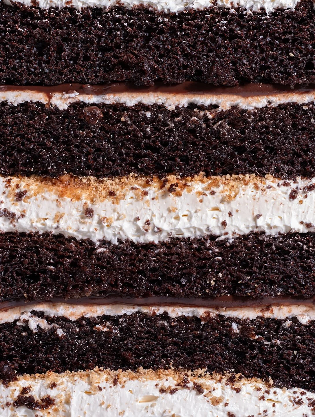 Still thinking about S&rsquo;mores Cake Slices? Well good news&mdash;they&rsquo;re still in the case, but only for a limited time 🍫🔥☁️

#charlottenc #smores #cake #dessert