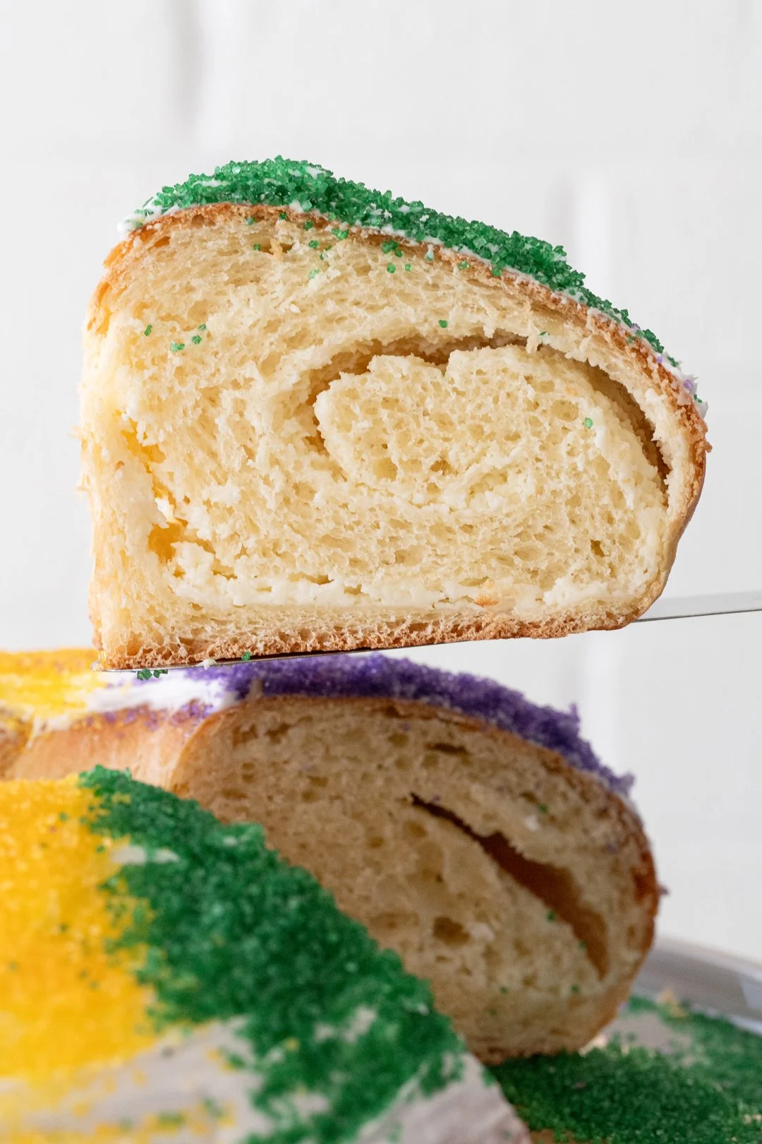 suarez-bakery-park-rd-charlotte-mardi-gras-king-cake-web-06.jpg