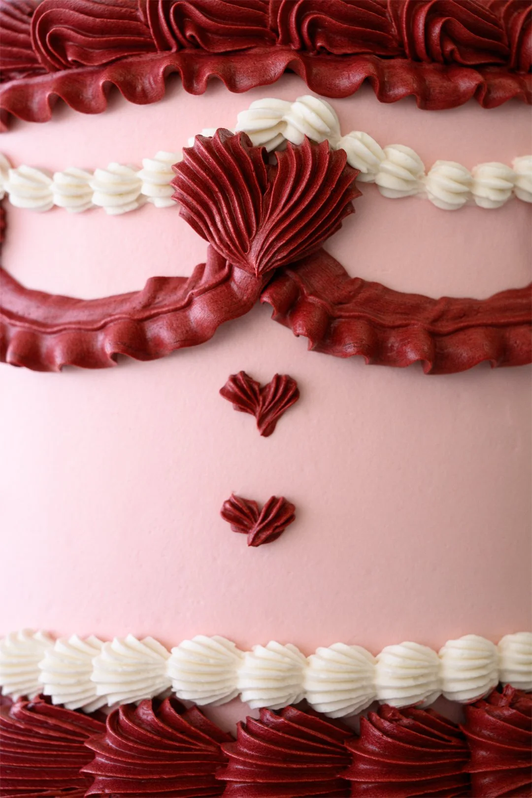 suarez-bakery-park-rd-charlotte-vintage-valentine-cake-web-03.jpg