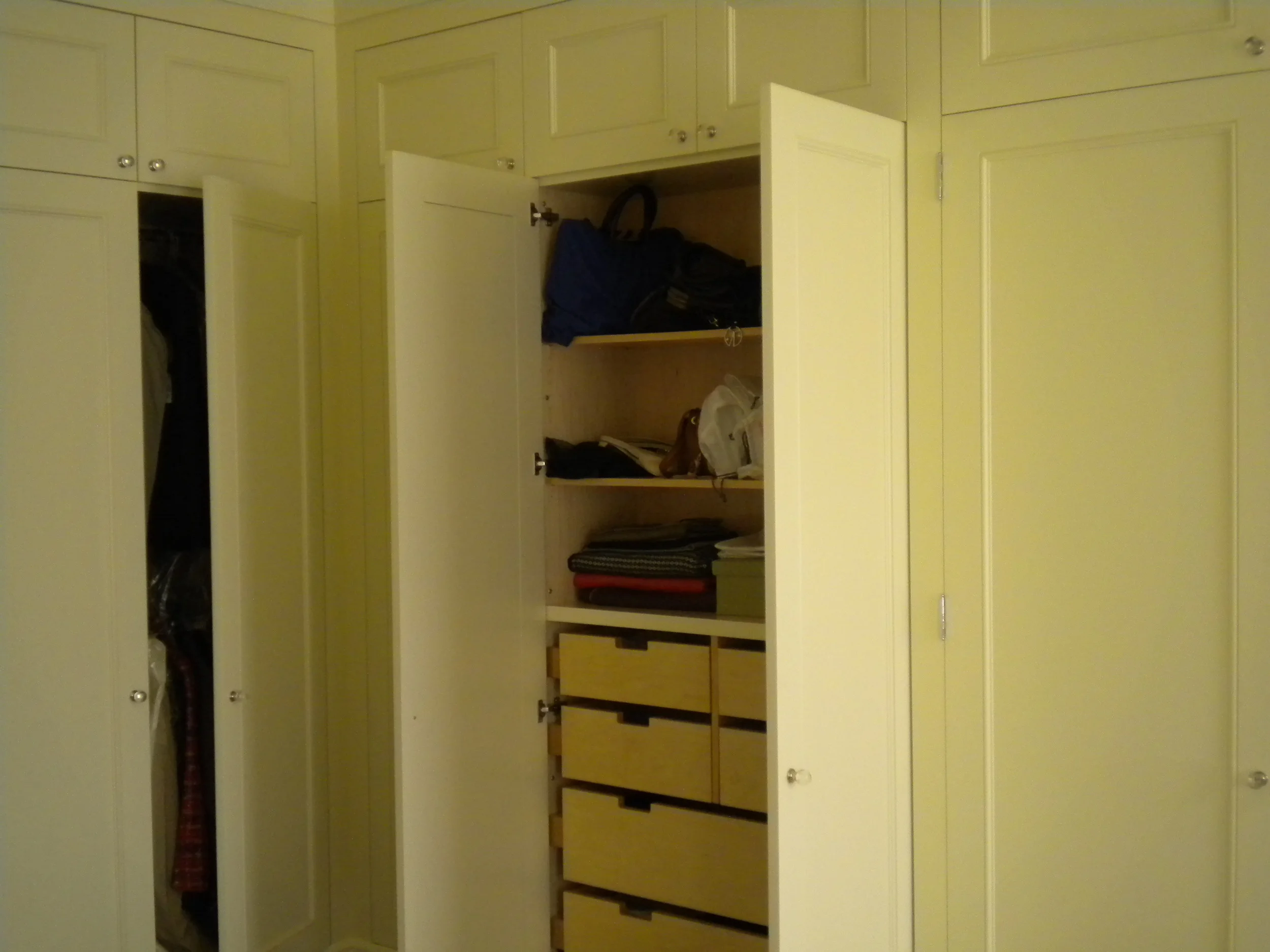 bookcase_12.JPG