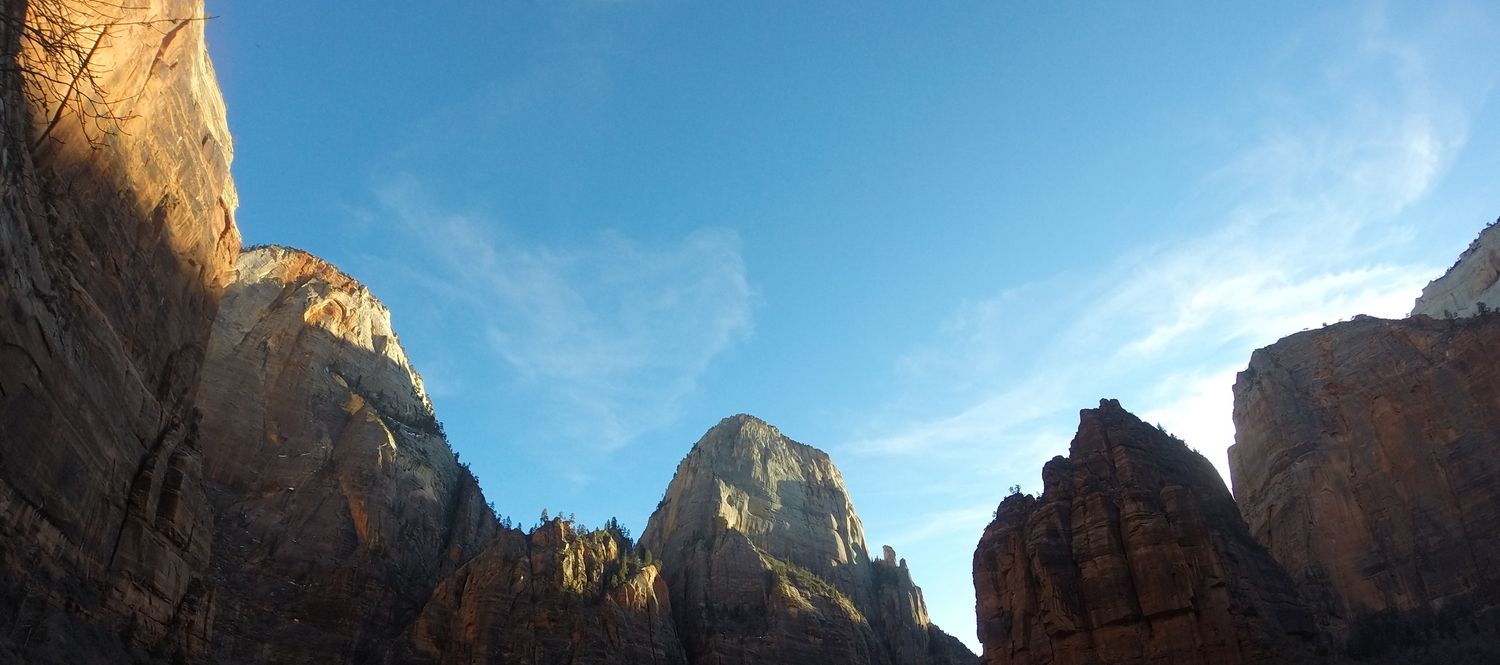 The White Throne in the middle.