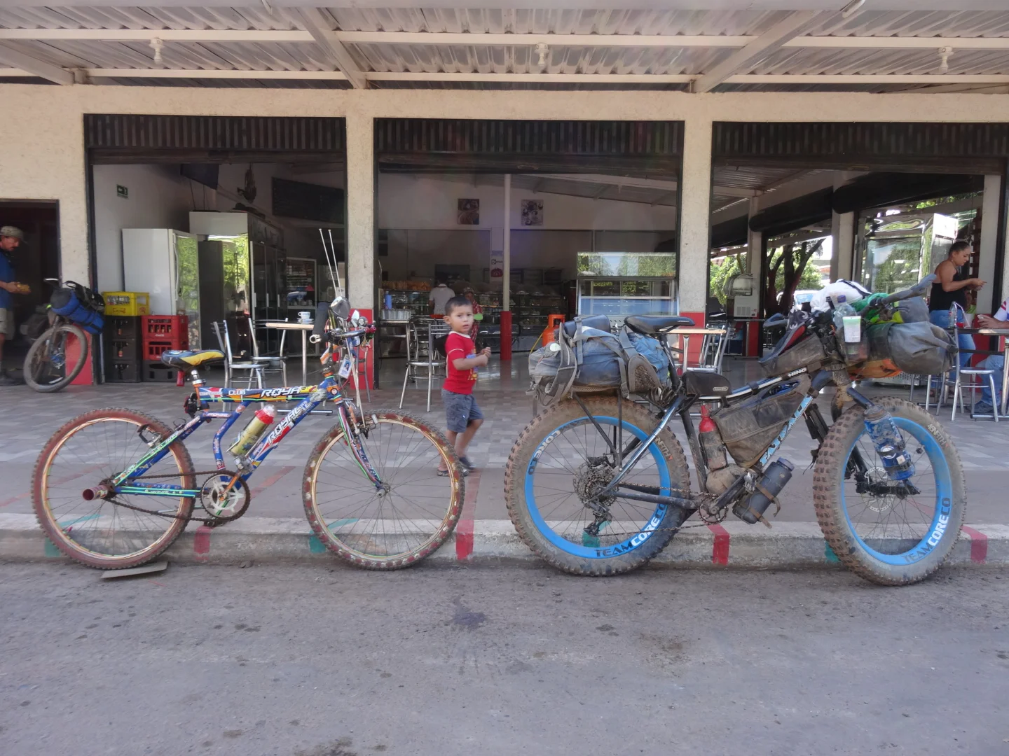 What type of bike for touring? (26"-700c-29"-FAT)