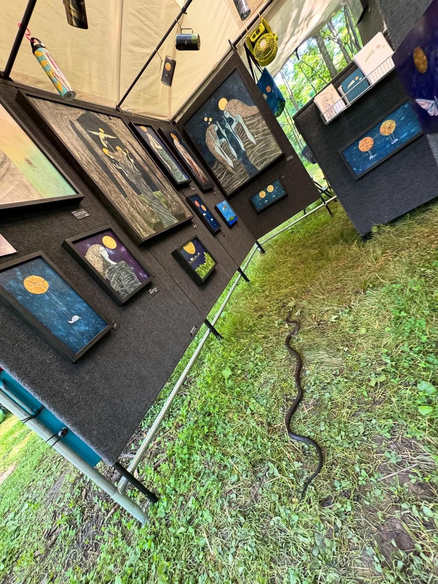 This morning at @nelsonvillefest I had a water snake meander through my booth. I&rsquo;m calling him Gary. Then a massive bee that @megslevesseurceramics saved me from. I mean that&rsquo;s like Shaq in bee form. Neither of them bought a thing. The wi
