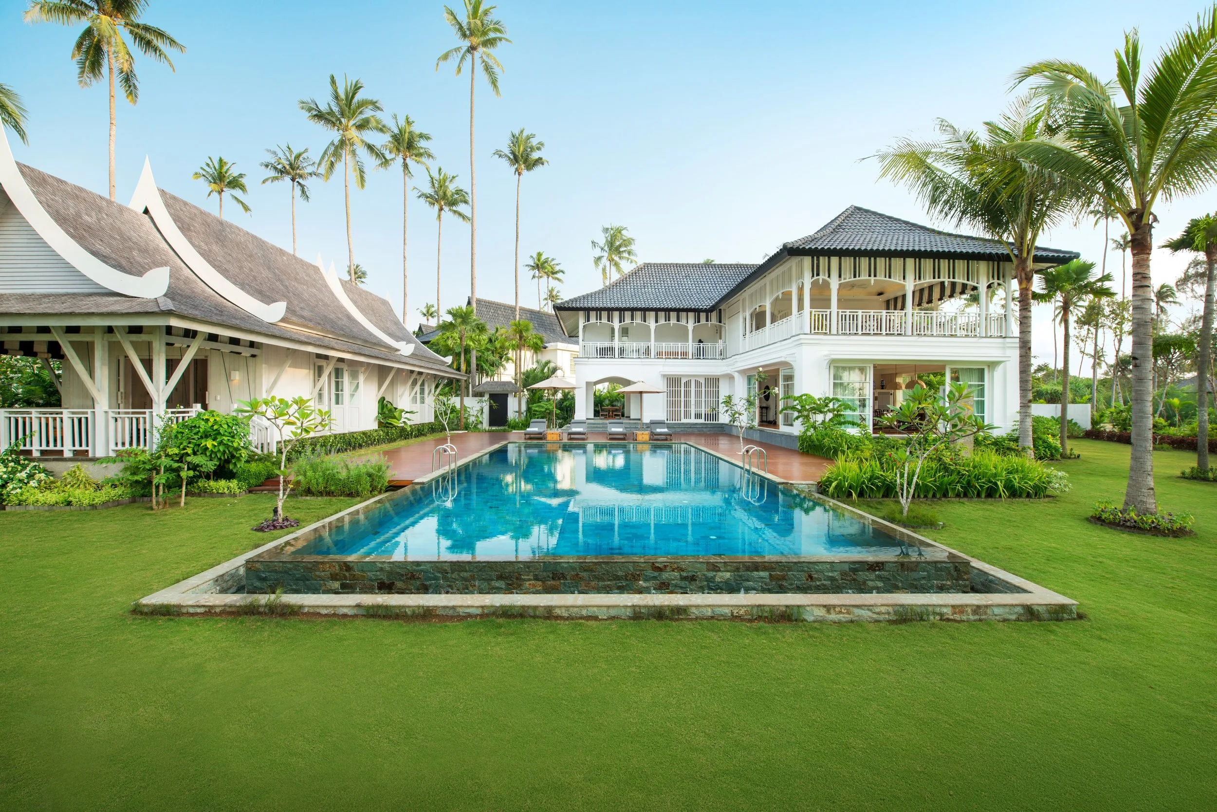 Vanda-Exterior1.jpg
