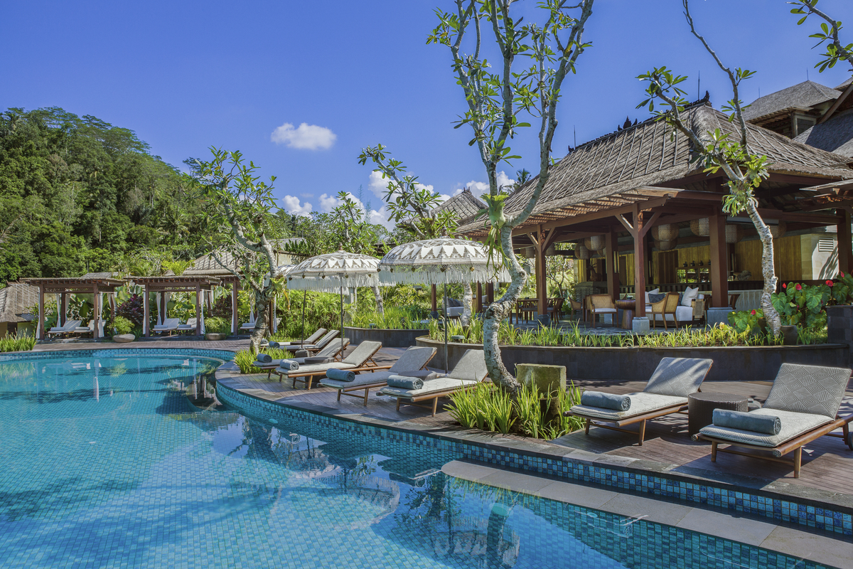 Ritz Carlton Bali_Pool Bar_9430.jpg